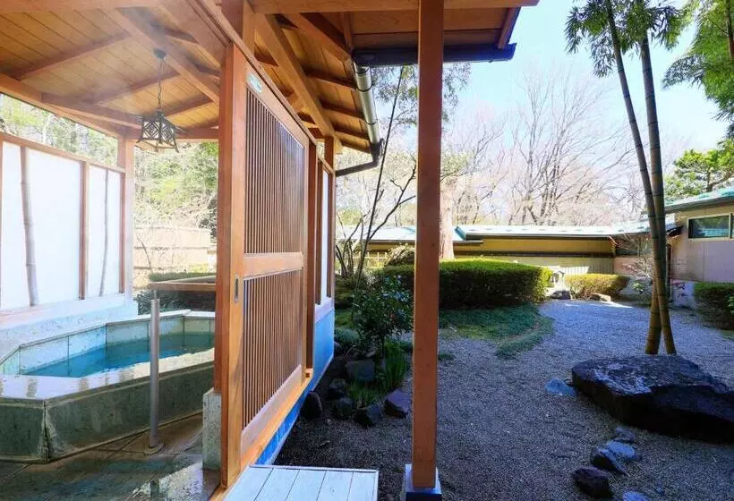 旅館 Jizaiso
