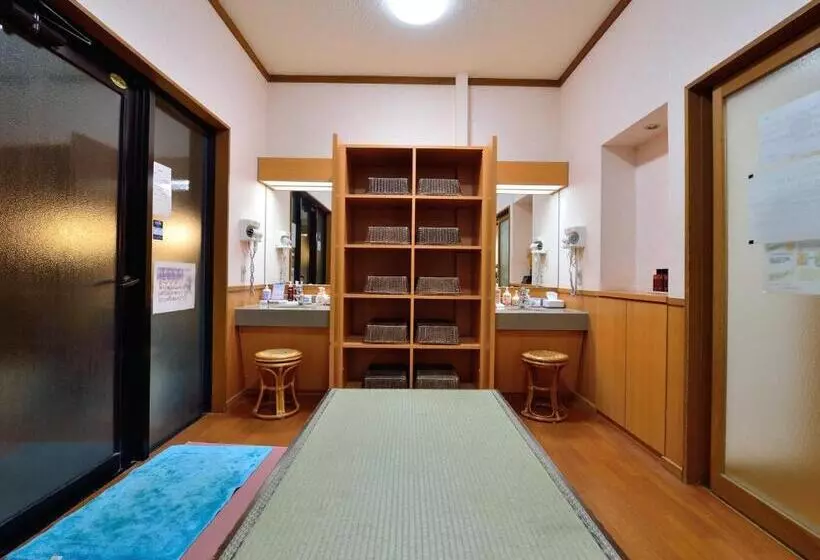 旅館 Jizaiso