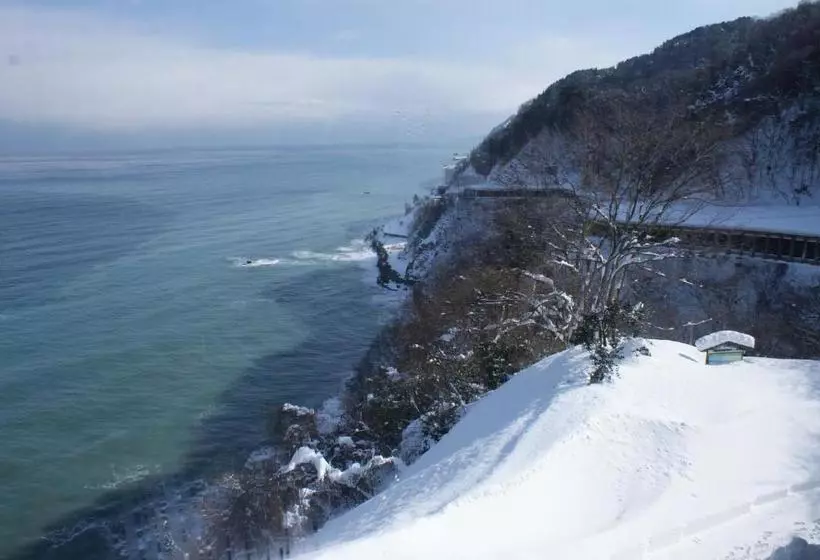 旅館 Oyashirazu Kanko
