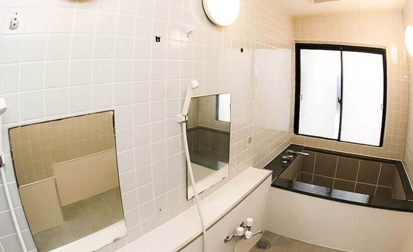 Shimayado Gettouya Hostel