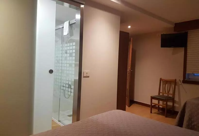 هاستل Hostal Galicia Arteixo