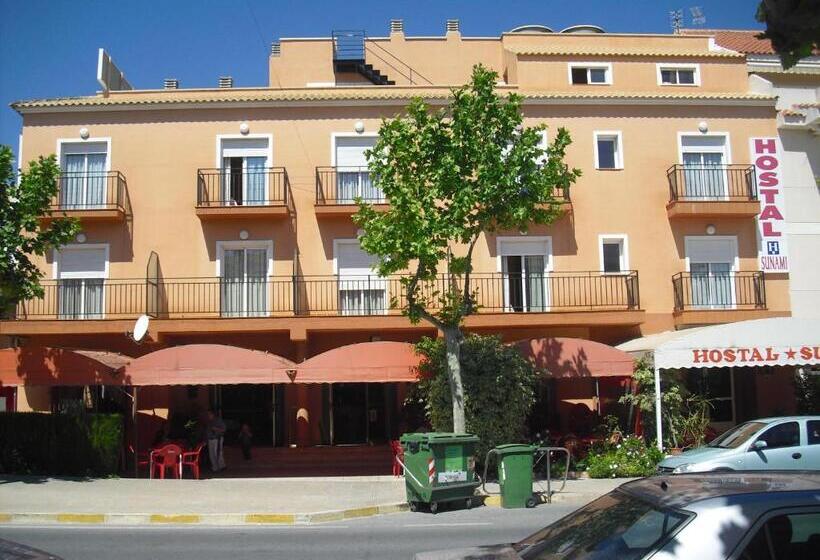 הוסטל Hostal Sunami