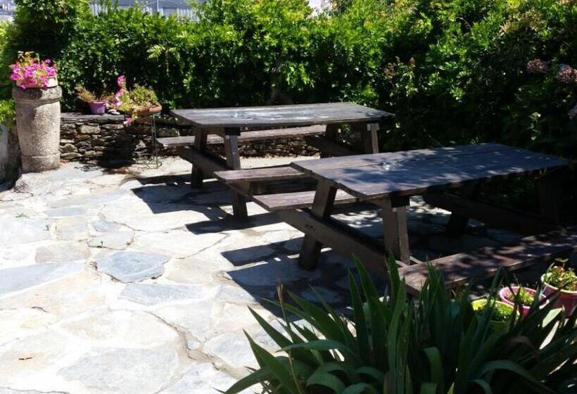 هاستل Obradoiro