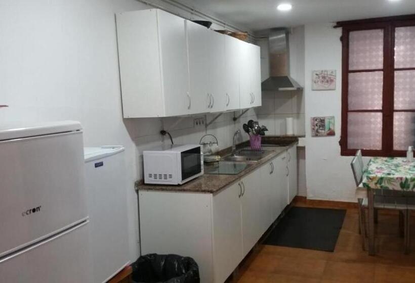 هاستل Obradoiro