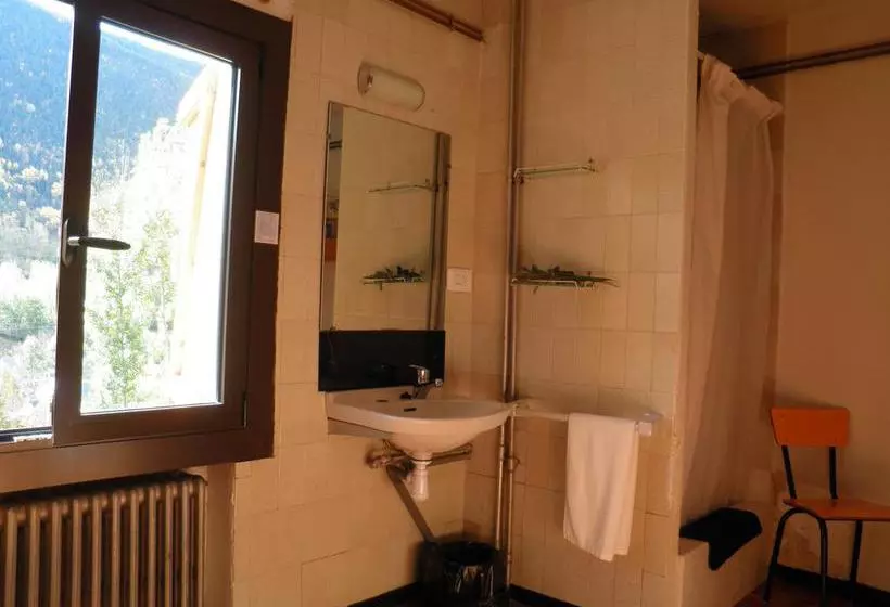 ユースホステル Refugio Juli Soler I Santalo