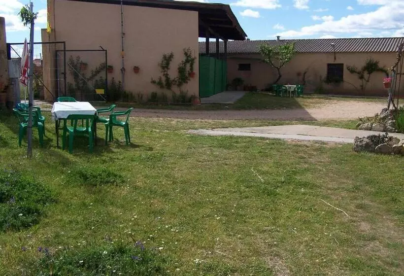 Albergue Turistico Torre De Sabre