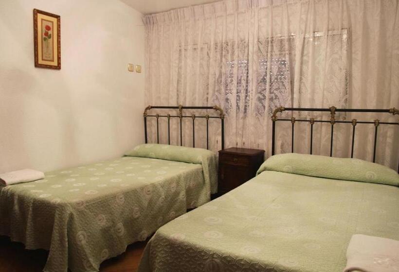 Albergue Turistico Torre De Sabre