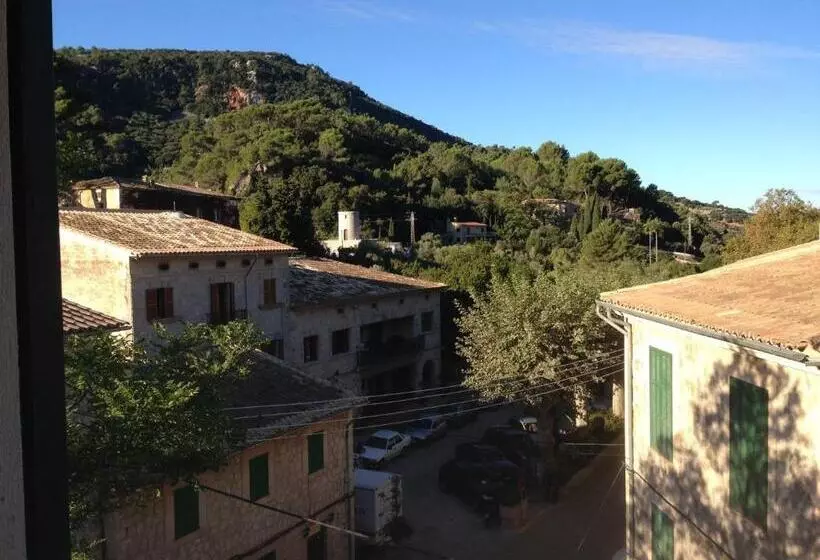 تختخواب و صبحانه Allotjaments Serra De Tramuntana