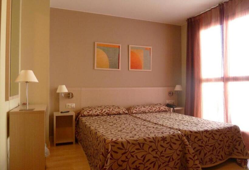 ベッドアンドブレックファースト Arco