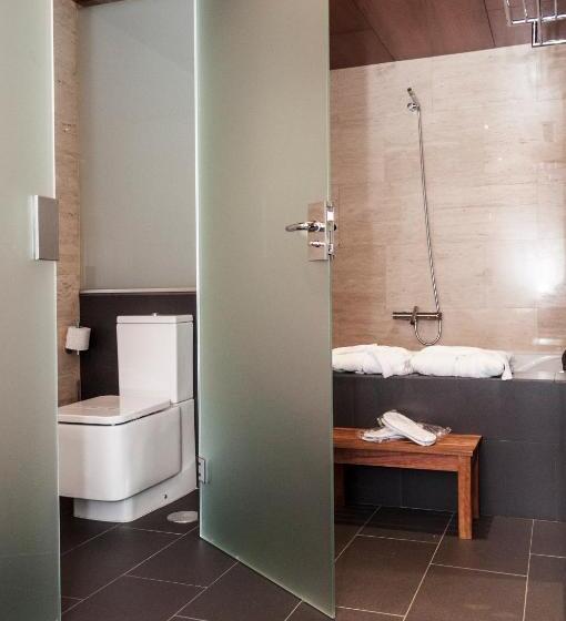 Escuderos Hotel Cruz