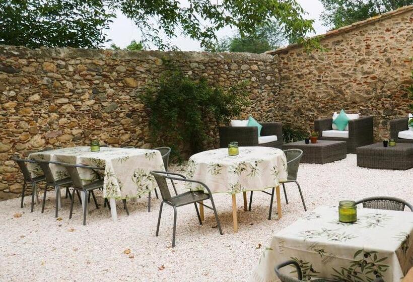 Hotel Can Carbó De Peralada