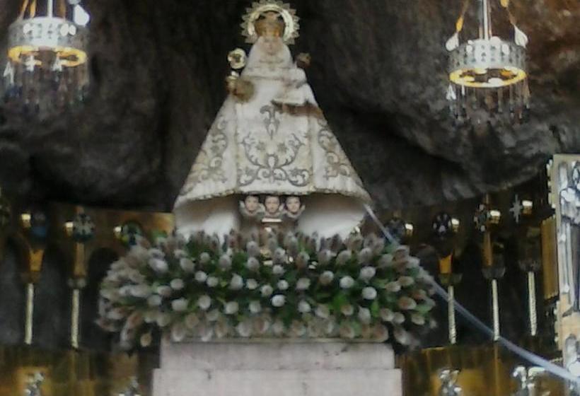 호텔 Casa De Aldea La Casona De Los Valles