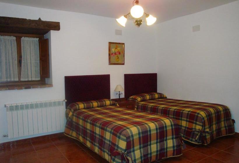 호텔 Casa De Aldea La Casona De Los Valles