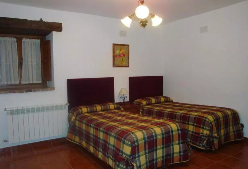 هتل Casa De Aldea La Casona De Los Valles