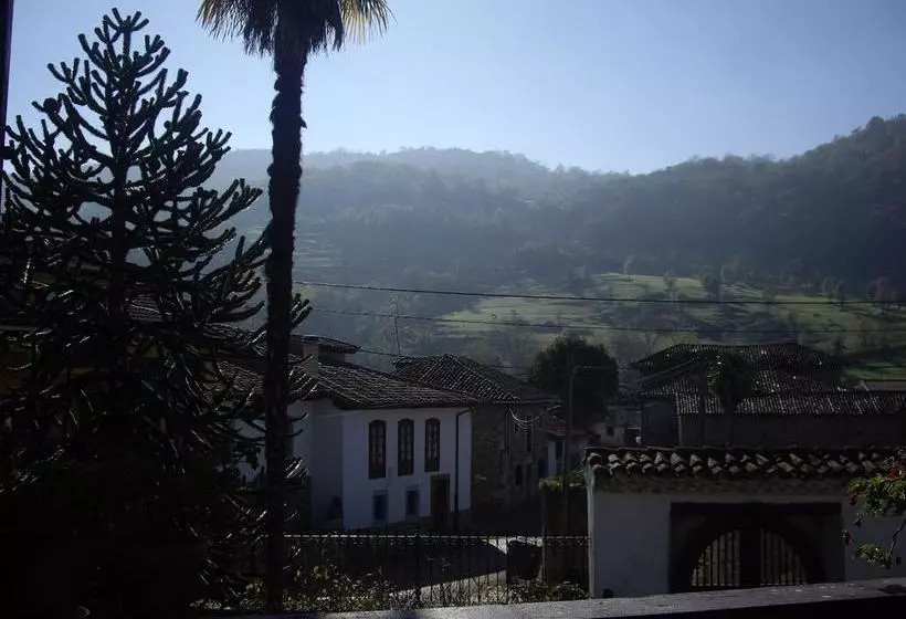 هتل Casa De Aldea La Casona De Los Valles