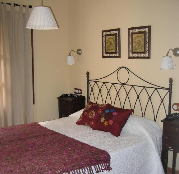 Hotel De Montaña Cueva Ahumada