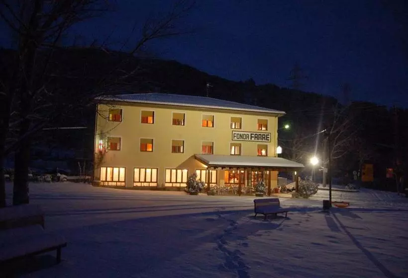 هتل Fonda Farré