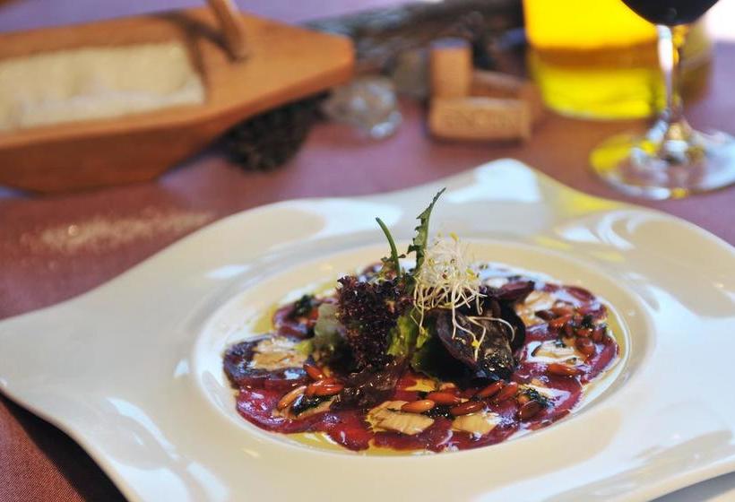 فندق Fonda Farré