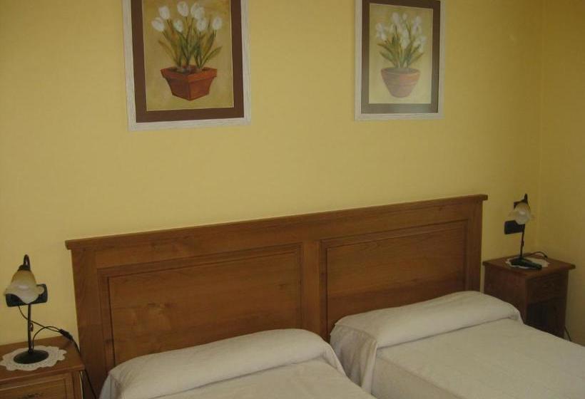 בית מלון כפרי Pontes De Gatin