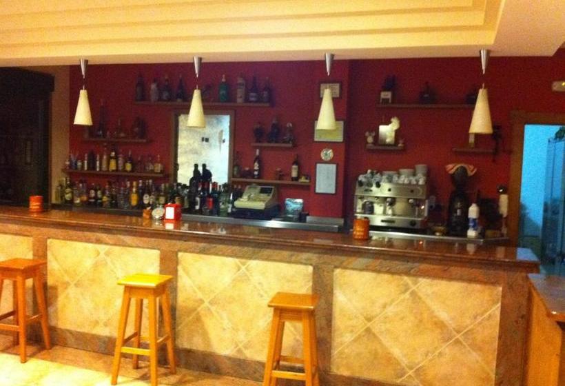 בית מלון כפרי Pontes De Gatin