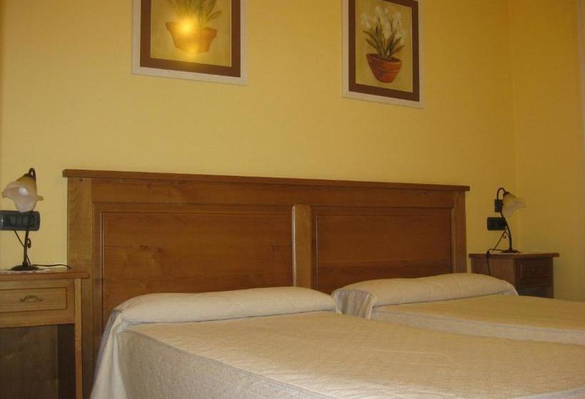 בית מלון כפרי Pontes De Gatin