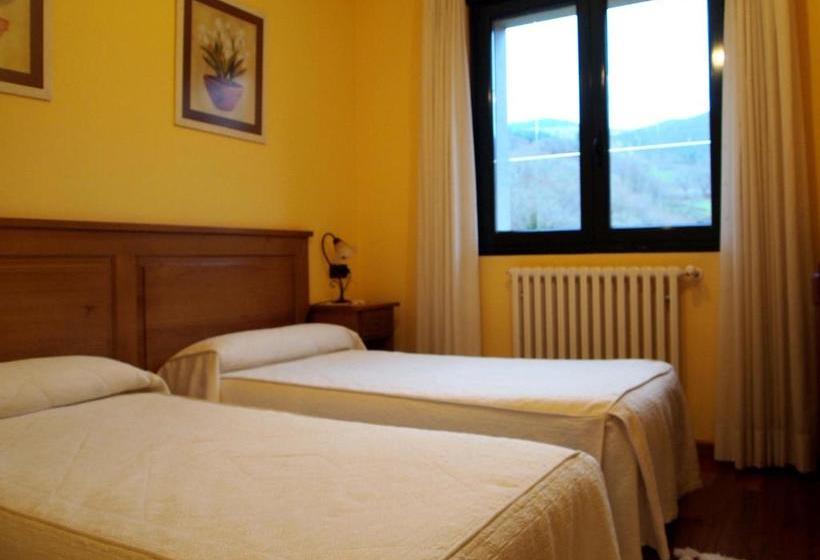 בית מלון כפרי Pontes De Gatin