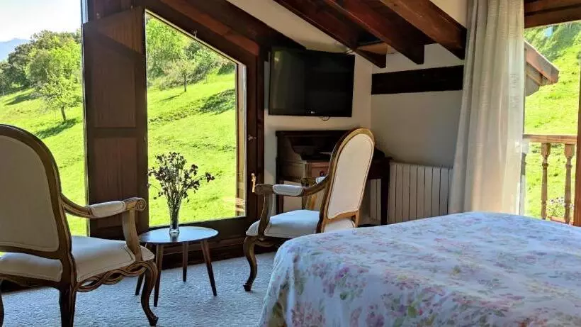 Hotelli Posada El Bosque