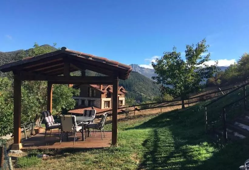 Hotelli Posada El Bosque