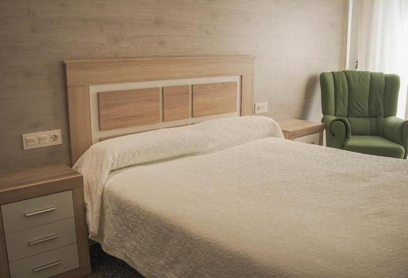 Отель Restaurante Boabdil