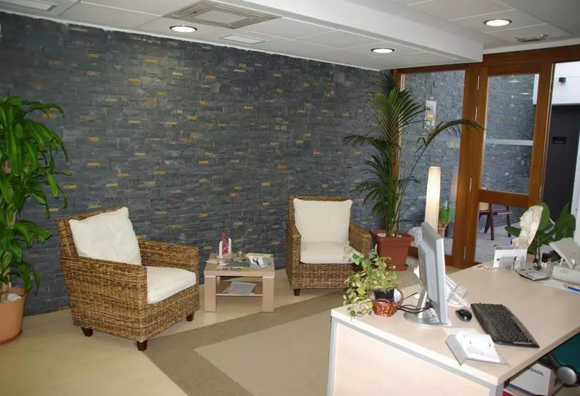 هتل Restaurante Caracho