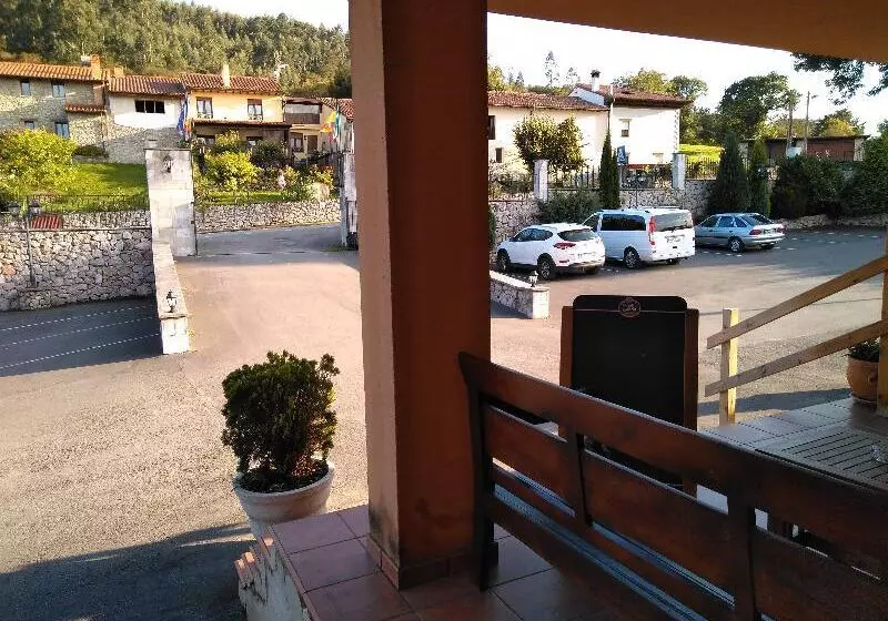 Hotelli Rincón De Antón