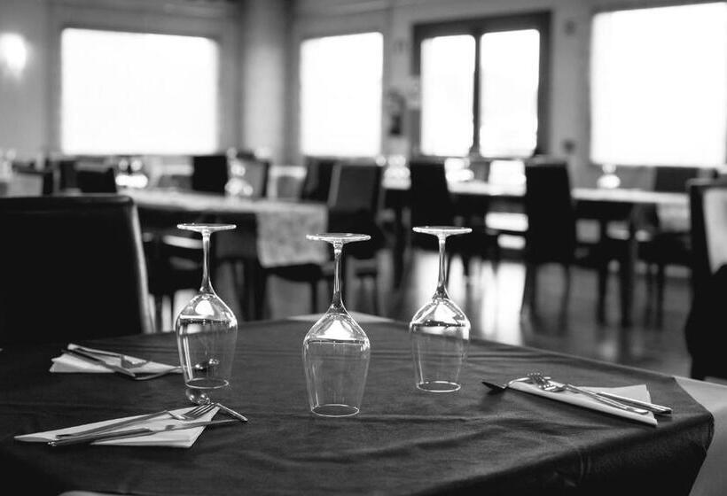 酒店 Villa De Cárcar