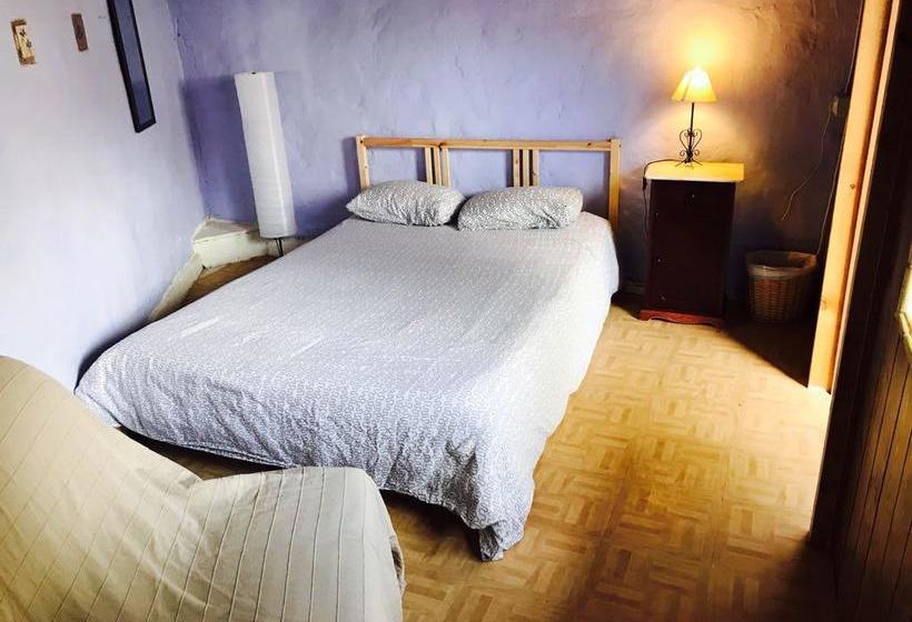 La Terrera Youth Hostel