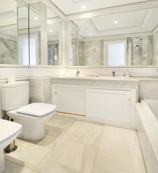 אתר נופש Marina Mariola Marbella