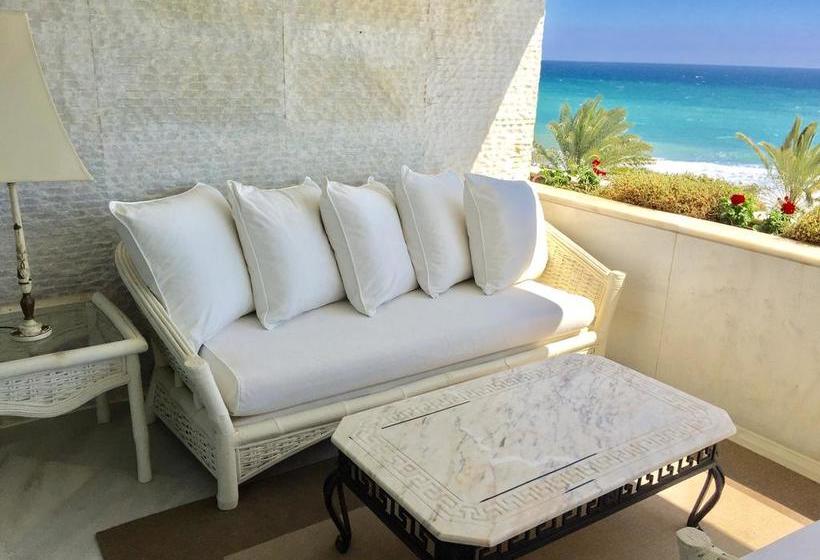 אתר נופש Marina Mariola Marbella