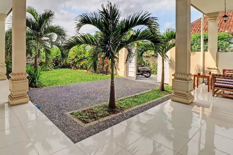 Hotelli Oyo 91717 7 L Homestay