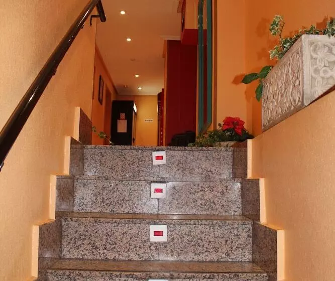 Albergue Juvenil Salamanca Hostel