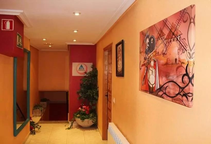 Albergue Juvenil Salamanca Hostel