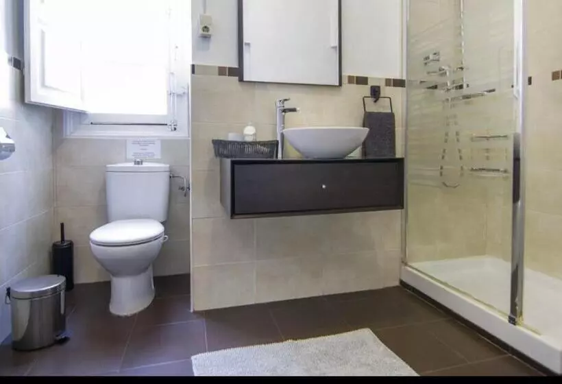 تختخواب و صبحانه Kasa Katia Guest House