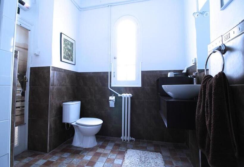 تختخواب و صبحانه Kasa Katia Guest House