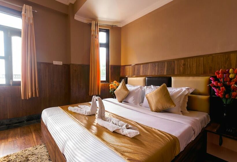 مبيت وإفطار Varuni Mcleodganj