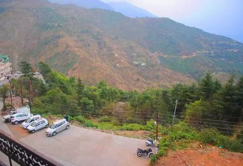 تختخواب و صبحانه Varuni Mcleodganj