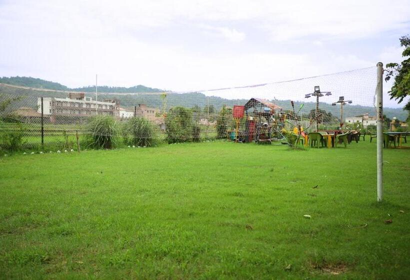 Corbett Treat Resort