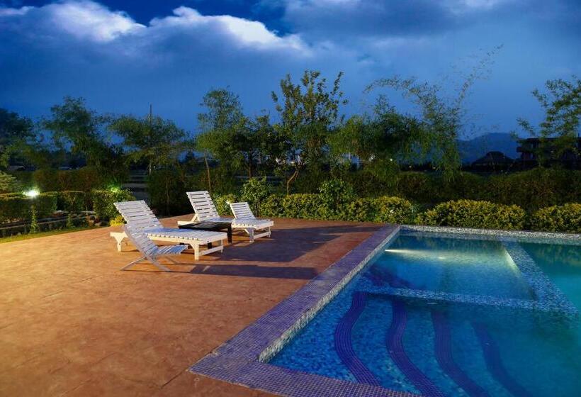 Corbett Treat Resort