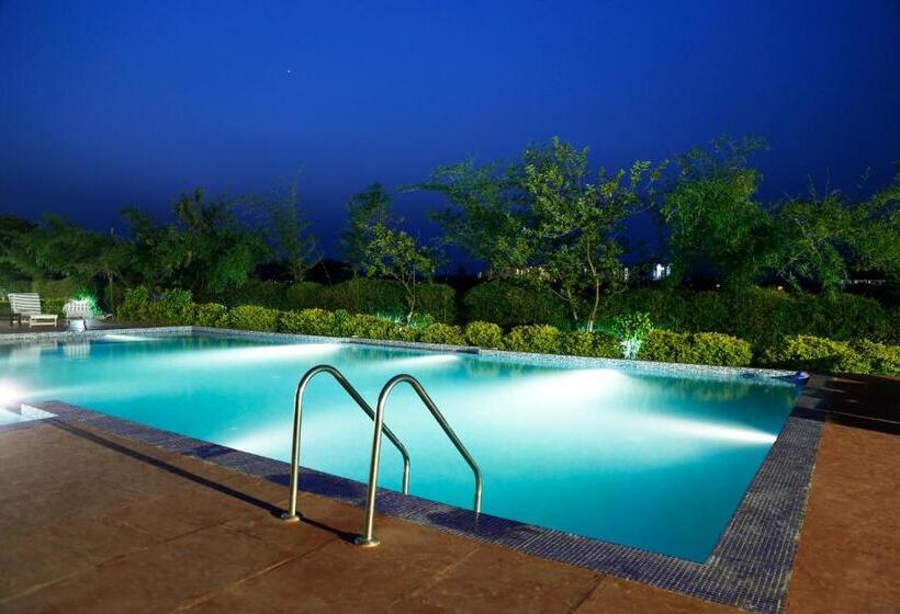 Corbett Treat Resort