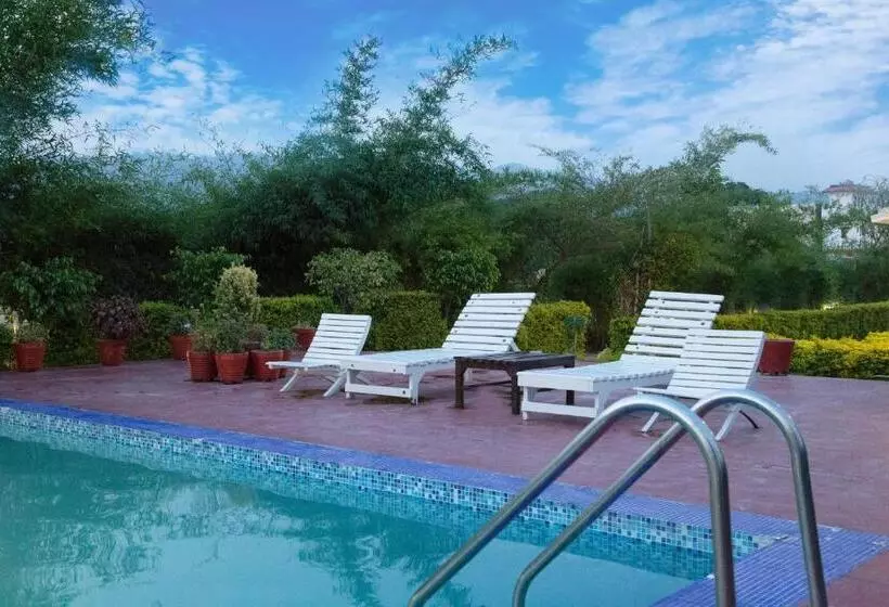 Corbett Treat Resort