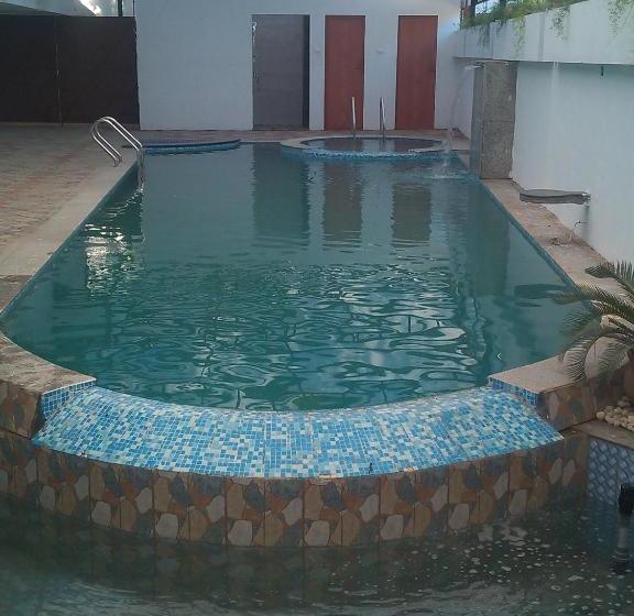 Hotel Palmyra Grand Suite