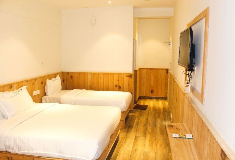 فندق Al Woodlands Residency