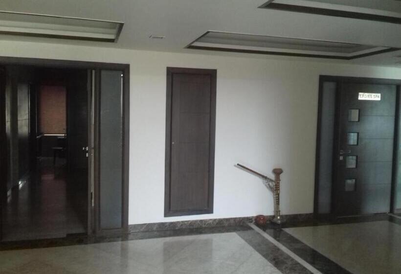 בית מלון כפרי Best Western Swing High Katra