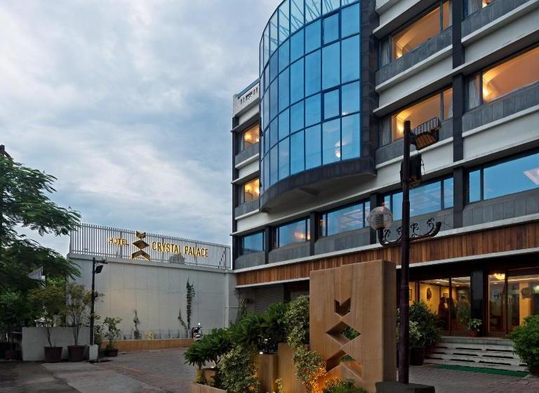בית מלון כפרי Crystal Palace